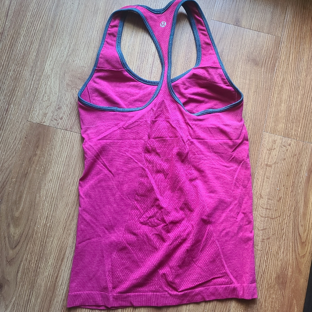 Lululemon Ebb & Flow Racerback Tank Red Size 4 - Picture 7 of 7